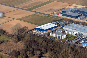 Vue aérienne de Parc industriel Ouest, Martin Daum Spatial Concepts à Herxheim bei Landau dans le département Rhénanie-Palatinat, Allemagne
