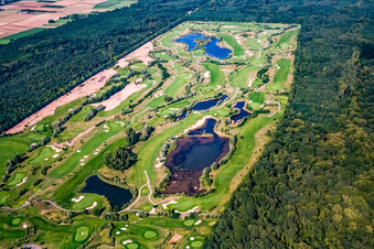 Club de golf Landgut Dreihof SÜW à le quartier Dreihof in Essingen dans le département Rhénanie-Palatinat, Allemagne hors des airs