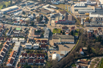 Ancien site Promarkt Am Rabensteinerweg à Speyer dans le département Rhénanie-Palatinat, Allemagne du point de vue du drone