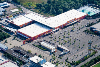 Photographie aérienne de Magasin de bricolage Hornbach dans la zone industrielle de Bruchwiesenstr à Bornheim dans le département Rhénanie-Palatinat, Allemagne