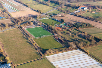Vue aérienne de TC'86 Zeiskam eV à Zeiskam dans le département Rhénanie-Palatinat, Allemagne