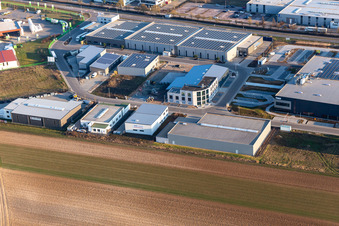 Vue aérienne de Hellmann en gros à Herxheim bei Landau dans le département Rhénanie-Palatinat, Allemagne