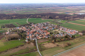 Vue aérienne de Barbelroth dans le département Rhénanie-Palatinat, Allemagne