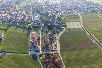 Photographie aérienne de Alla Hopp! Salle de sport et de réunion à Edenkoben dans le département Rhénanie-Palatinat, Allemagne
