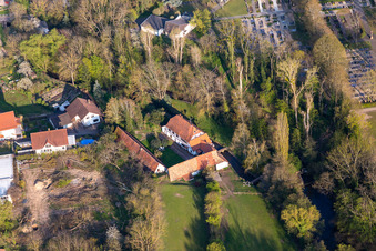 Vue aérienne de Moulin sur le Klingbach à Hördt dans le département Rhénanie-Palatinat, Allemagne