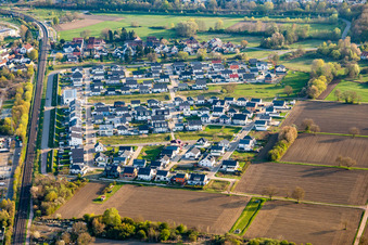 Vue aérienne de Bague Paul Klee à Wörth am Rhein dans le département Rhénanie-Palatinat, Allemagne