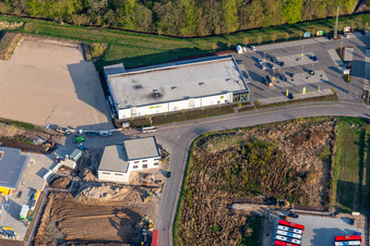 Vue aérienne de Burger EDEKA à Kandel dans le département Rhénanie-Palatinat, Allemagne