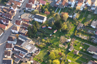 Vue aérienne de Appartements de vacances dans une caravane à Kandel dans le département Rhénanie-Palatinat, Allemagne
