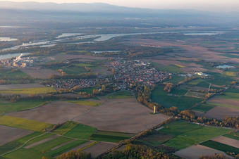 Enregistrement par drone de Beinheim dans le département Bas Rhin, France