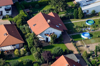 Vue aérienne de Rue Fritz-Haber à Haßloch dans le département Rhénanie-Palatinat, Allemagne