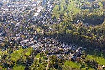 Vue aérienne de St. Georgen à le quartier Saint Georgen-Süd in Freiburg im Breisgau dans le département Bade-Wurtemberg, Allemagne