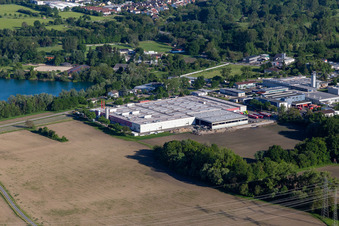 Vue aérienne de Partenaires européens de Coca-Cola Allemagne à le quartier Neureut in Karlsruhe dans le département Bade-Wurtemberg, Allemagne