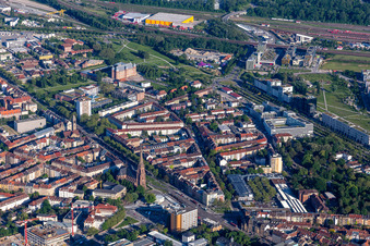 Vue aérienne de Entre la Gottesauer Straße et la Durlacher Allee à le quartier Oststadt in Karlsruhe dans le département Bade-Wurtemberg, Allemagne
