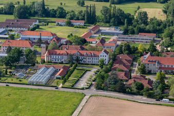 Photographie aérienne de Centre de soutien Caritas Saint-Laurent et Saint-Paul, Œuvres jeunesse Saint-Joseph à Landau in der Pfalz dans le département Rhénanie-Palatinat, Allemagne