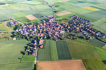 Quartier Ebertshausen in Üchtelhausen dans le département Bavière, Allemagne d'en haut