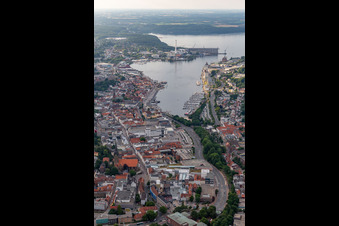 Vue aérienne de Süderhofenden à le quartier Bredeberg in Flensburg dans le département Schleswig-Holstein, Allemagne