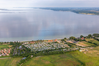 Photographie aérienne de Camping HOLNIS à le quartier Bockholm in Glücksburg dans le département Schleswig-Holstein, Allemagne