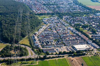 Vue aérienne de Ring de Bruxelles à le quartier Leopoldshafen in Eggenstein-Leopoldshafen dans le département Bade-Wurtemberg, Allemagne