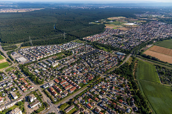 Quartier Leopoldshafen in Eggenstein-Leopoldshafen dans le département Bade-Wurtemberg, Allemagne depuis l'avion