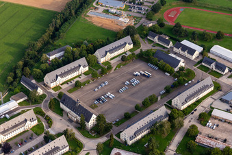 Vue aérienne de Ancienne caserne des douanes, aujourd'hui Département de la police fédérale à Bad Bergzabern dans le département Rhénanie-Palatinat, Allemagne