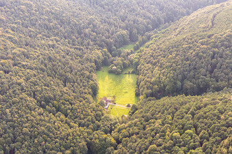 Vue aérienne de Moulin des Héros à Oberotterbach dans le département Rhénanie-Palatinat, Allemagne