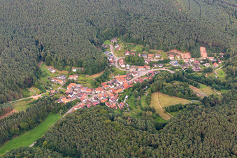 Vue aérienne de Darstein dans le département Rhénanie-Palatinat, Allemagne