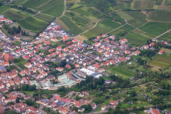 Albersweiler dans le département Rhénanie-Palatinat, Allemagne vue d'en haut