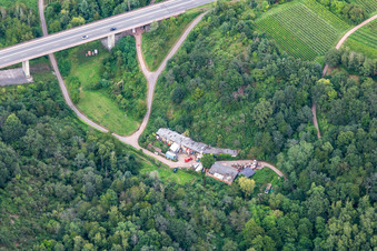 Vue aérienne de Dans le Klemental à Albersweiler dans le département Rhénanie-Palatinat, Allemagne