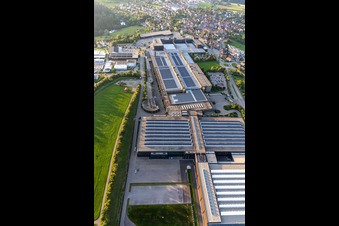 Vue oblique de Locaux de l'usine ARBURG GmbH + Co KG à Loßburg dans le département Bade-Wurtemberg, Allemagne