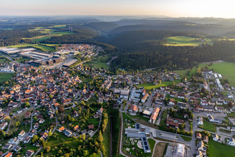 Vue aérienne de Loßburg dans le département Bade-Wurtemberg, Allemagne