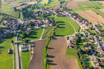 Vue aérienne de Prieuré du Saint-Esprit à le quartier Göffingen in Unlingen dans le département Bade-Wurtemberg, Allemagne