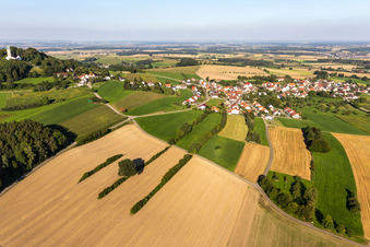 Vue aérienne de Quartier Offingen in Uttenweiler dans le département Bade-Wurtemberg, Allemagne