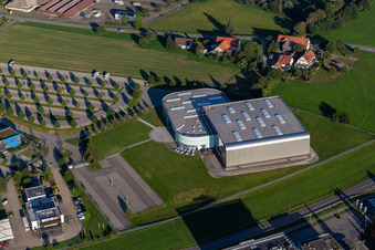 Vue aérienne de Musée Erwin Hymer à le quartier Hopfenweiler in Bad Waldsee dans le département Bade-Wurtemberg, Allemagne