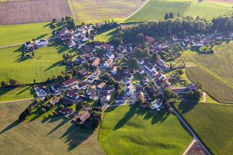 Vue aérienne de Quartier Tannweiler in Aulendorf dans le département Bade-Wurtemberg, Allemagne