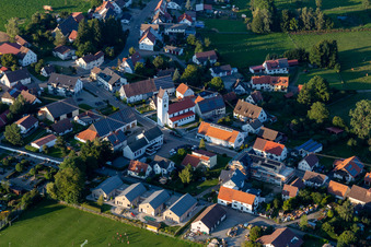 Vue aérienne de Église Saint-Pancrace à Braunenweiler à le quartier Braunenweiler in Bad Saulgau dans le département Bade-Wurtemberg, Allemagne