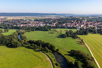 Vue aérienne de Stade du Danube à Riedlingen dans le département Bade-Wurtemberg, Allemagne