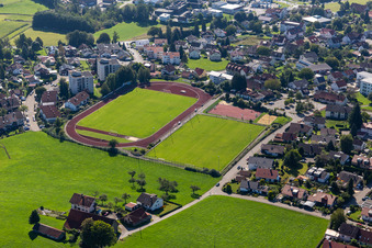 Vue aérienne de SV Vogt eV à le quartier Küchel in Vogt dans le département Bade-Wurtemberg, Allemagne