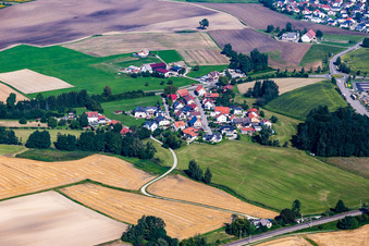 Vue aérienne de Cabane à air à le quartier Kürnbach in Bad Schussenried dans le département Bade-Wurtemberg, Allemagne