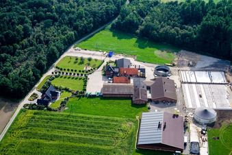 Vue aérienne de Körvershof à le quartier Boekholt in Straelen dans le département Rhénanie du Nord-Westphalie, Allemagne