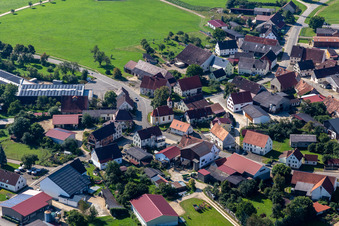 Vue aérienne de Saint Anastase à le quartier Ittenhausen in Langenenslingen dans le département Bade-Wurtemberg, Allemagne