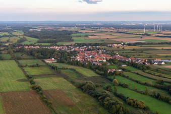 Winden dans le département Rhénanie-Palatinat, Allemagne depuis l'avion
