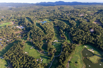 Photographie aérienne de Terre Blanche Resort à Tourrettes dans le département Var, France