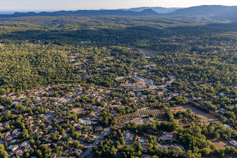 Vue aérienne de Fayence dans le département Var, France
