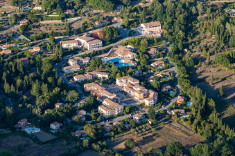 Vue aérienne de Résidence Le Domaine de Camiole - Vacancéole à Callian dans le département Var, France