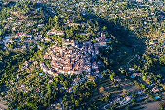 Callian dans le département Var, France d'en haut