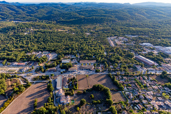 Montauroux dans le département Var, France d'en haut