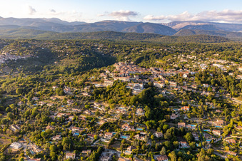 Callian dans le département Var, France vue du ciel