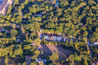 Camping Caravaning du Lac à Montauroux dans le département Var, France hors des airs