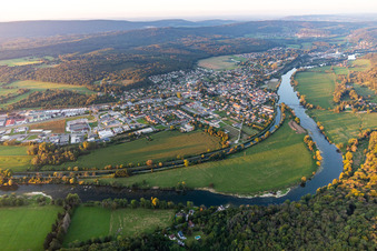 Vue oblique de Roche-lez-Beaupré dans le département Doubs, France