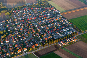 Vue oblique de Rheinzabern dans le département Rhénanie-Palatinat, Allemagne